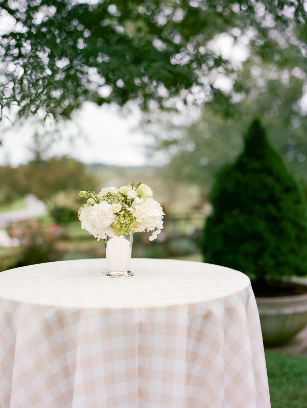 An Classic Wedding for Caroline and Deuce