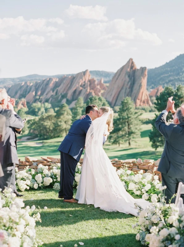 A Classic Wedding for Caroline and Patrick