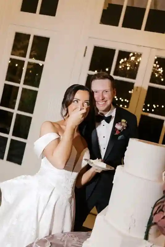 An Autumn Wedding for Caroline and Tyler