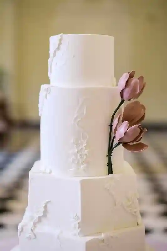 An Autumn Wedding for Caroline and Tyler