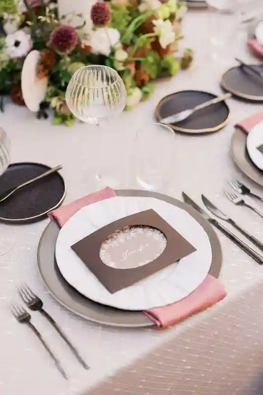 An Autumn Wedding for Caroline and Tyler