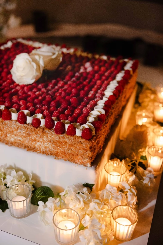 A Classic Wedding for Carrie and Anton