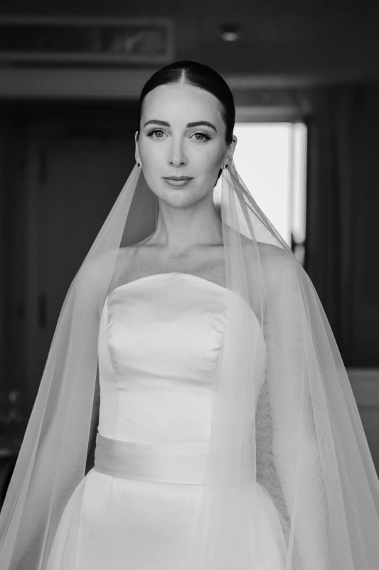 A Classic Wedding for Carrie and Anton