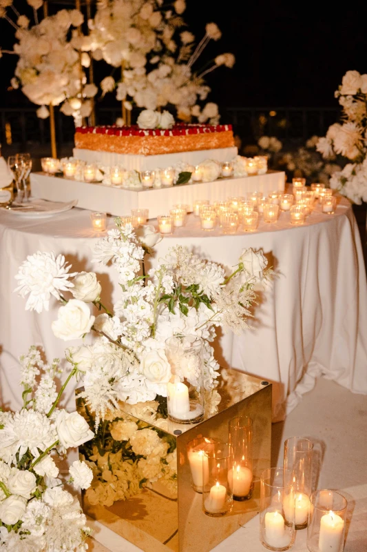 A Classic Wedding for Carrie and Anton