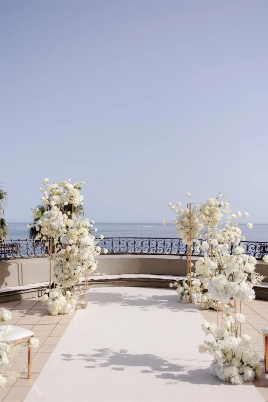 A Classic Wedding for Carrie and Anton