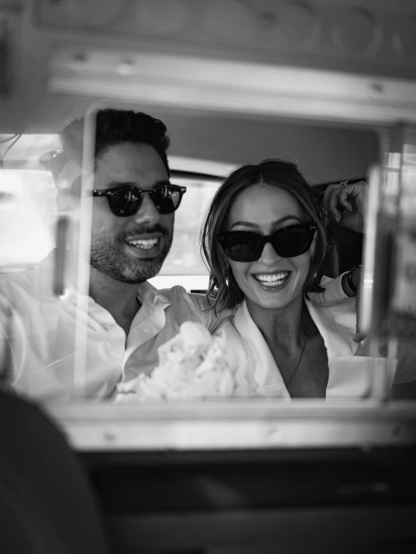A New York City Elopement That Made the Avenues Its Aisle