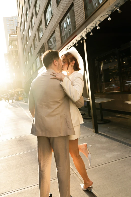 A New York City Elopement That Made the Avenues Its Aisle