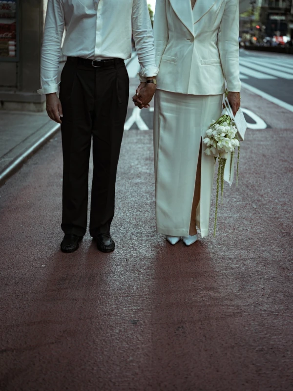 A New York City Elopement That Made the Avenues Its Aisle