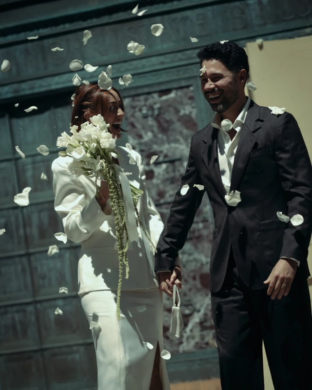 A New York City Elopement That Made the Avenues Its Aisle