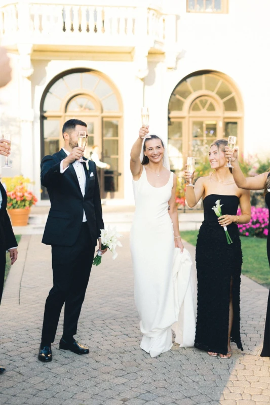 A Classic Wedding for Cat and Joe