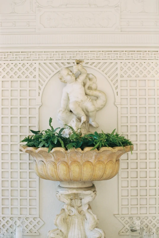 A Classic Wedding for Cat and Joe