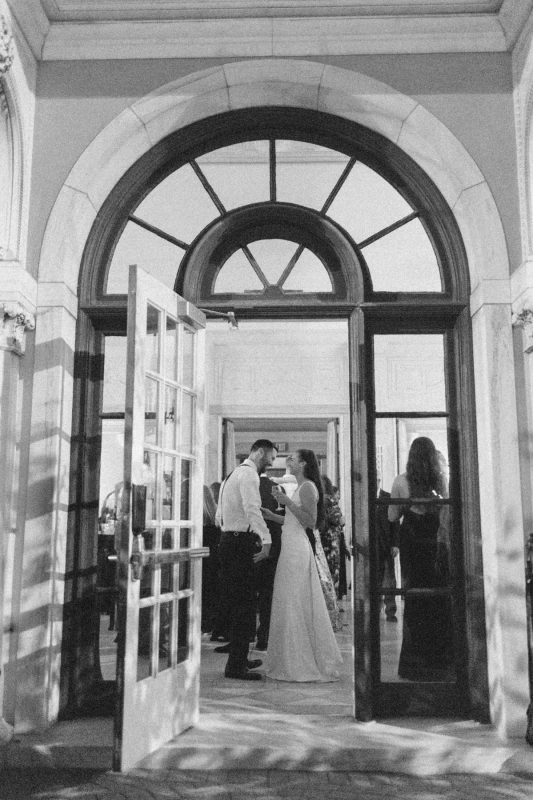 A Classic Wedding for Cat and Joe