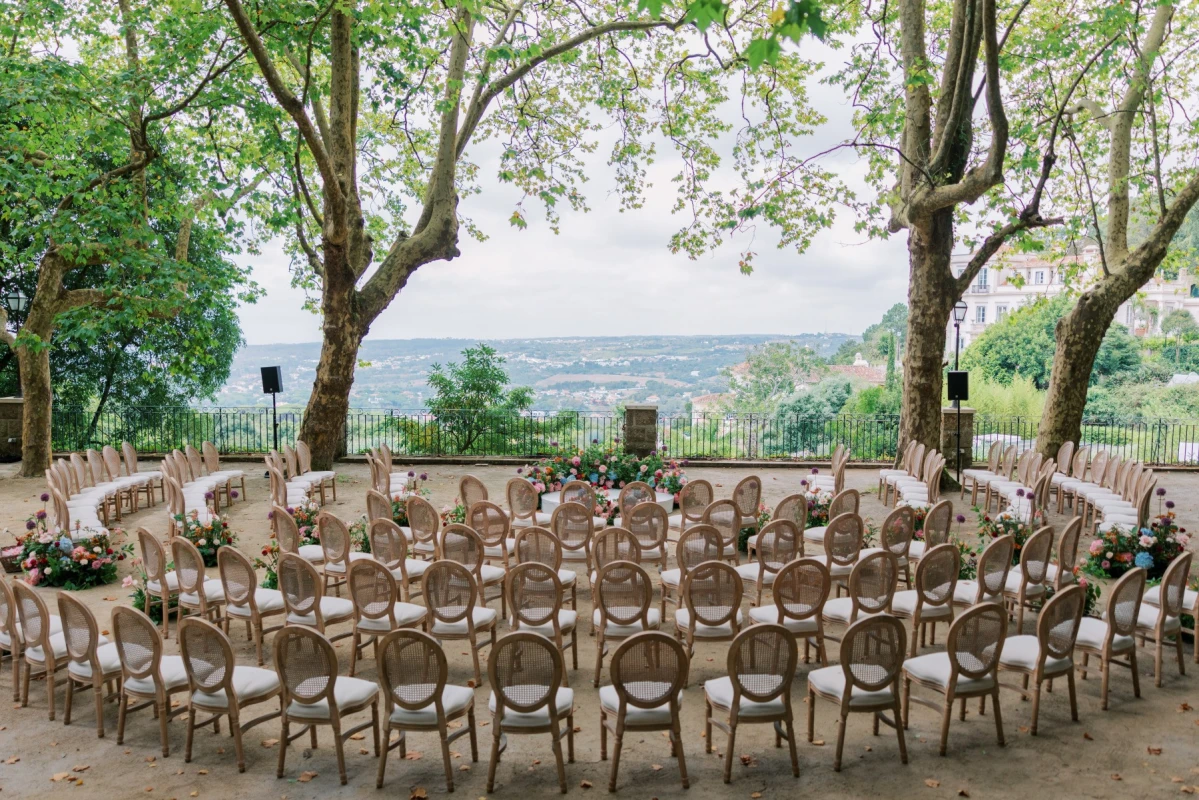 A Colorful Wedding for Catarina and Nuno