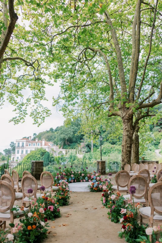 A Colorful Wedding for Catarina and Nuno
