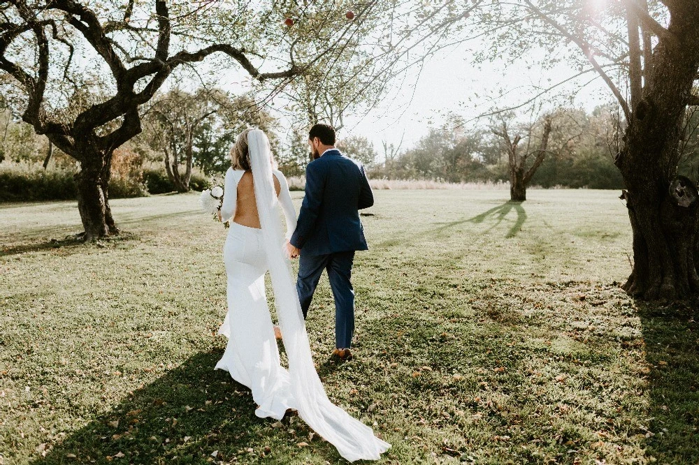 A Classic Wedding for Ashley and Simon