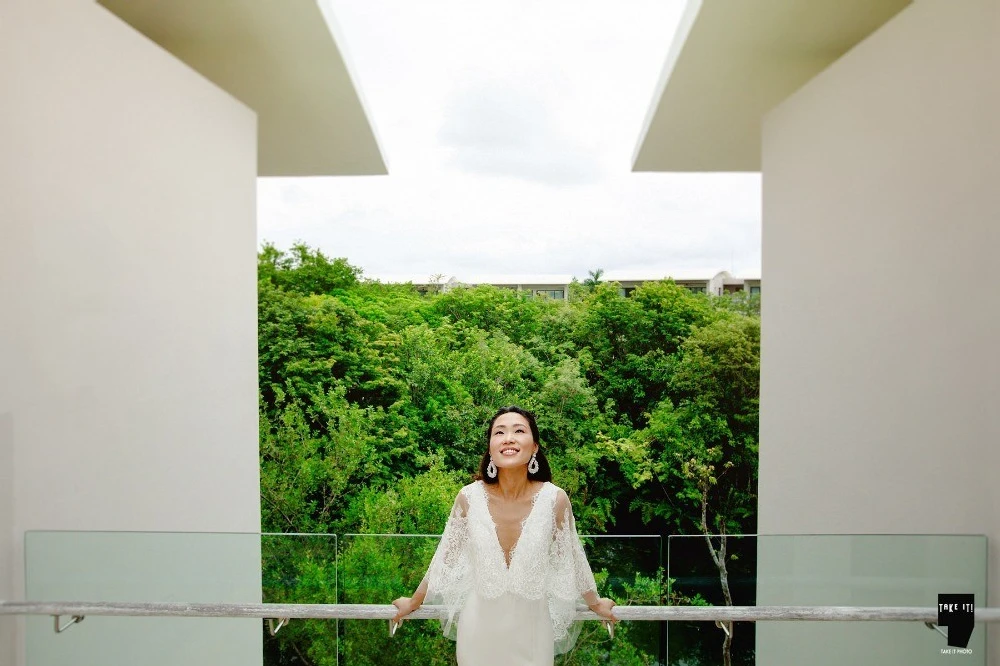 A Beach Wedding for Sarah and Thony