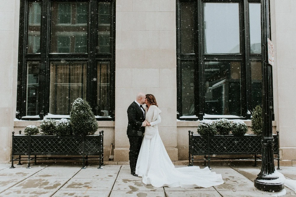 An Indoor Wedding for Hannah and Nick