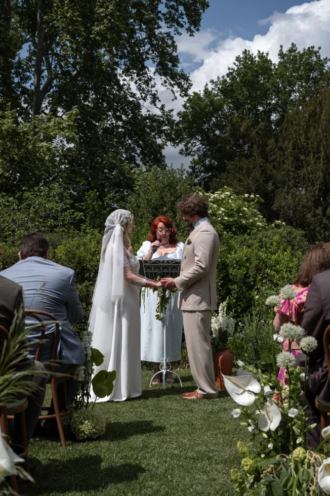 Celebrant in Provence