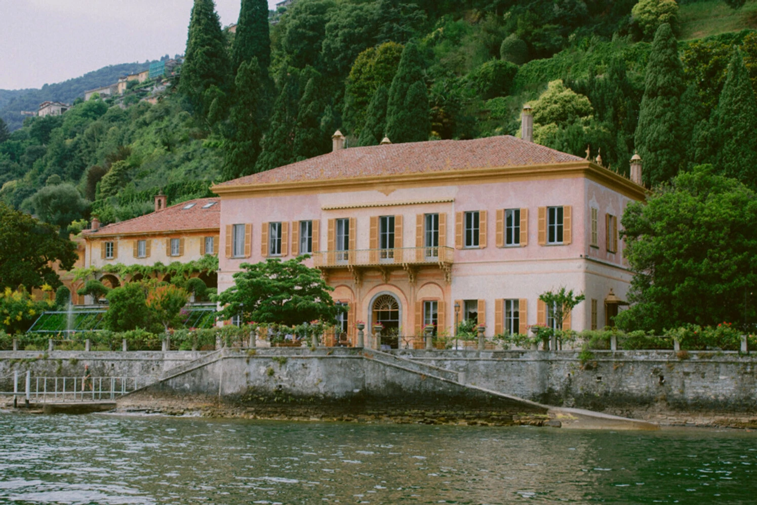 Celebrity Wedding: A villa estate wedding venue on the water in lake Como.