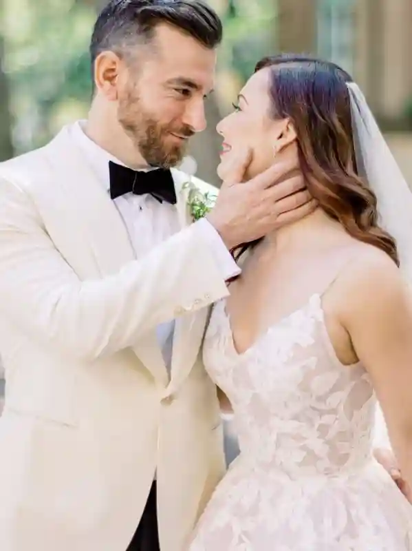 An Elegant Wedding for Chandon and Michael