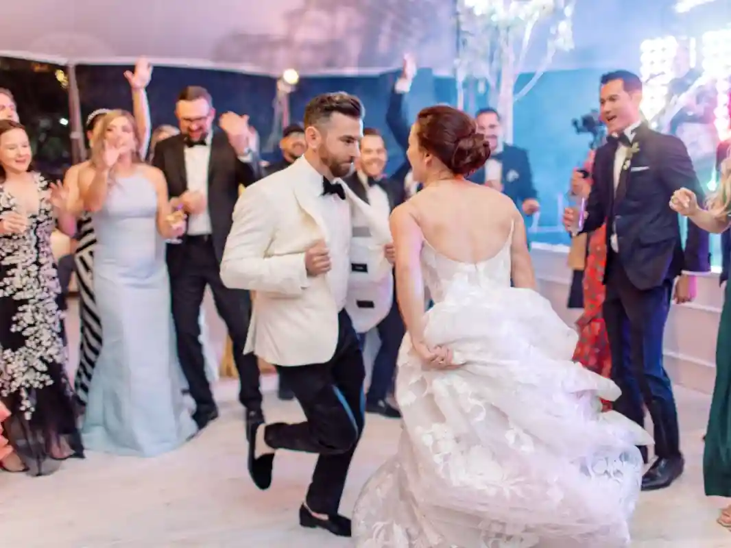 An Elegant Wedding for Chandon and Michael