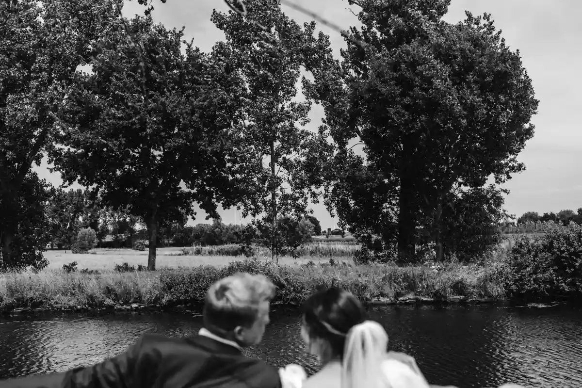 A Colorful Wedding for Charlotte and Michiel