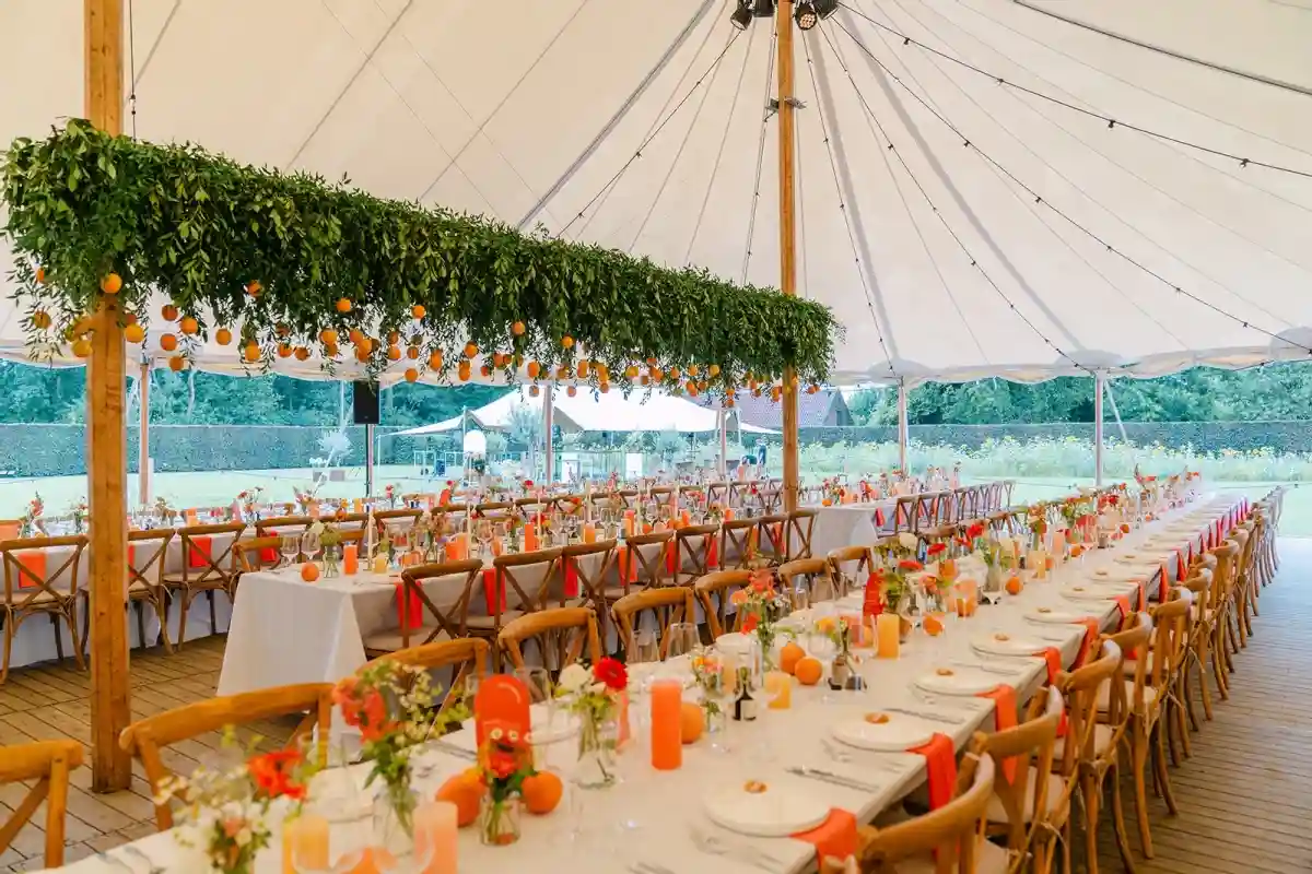 A Colorful Wedding for Charlotte and Michiel