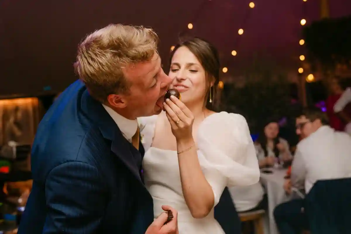 A Colorful Wedding for Charlotte and Michiel