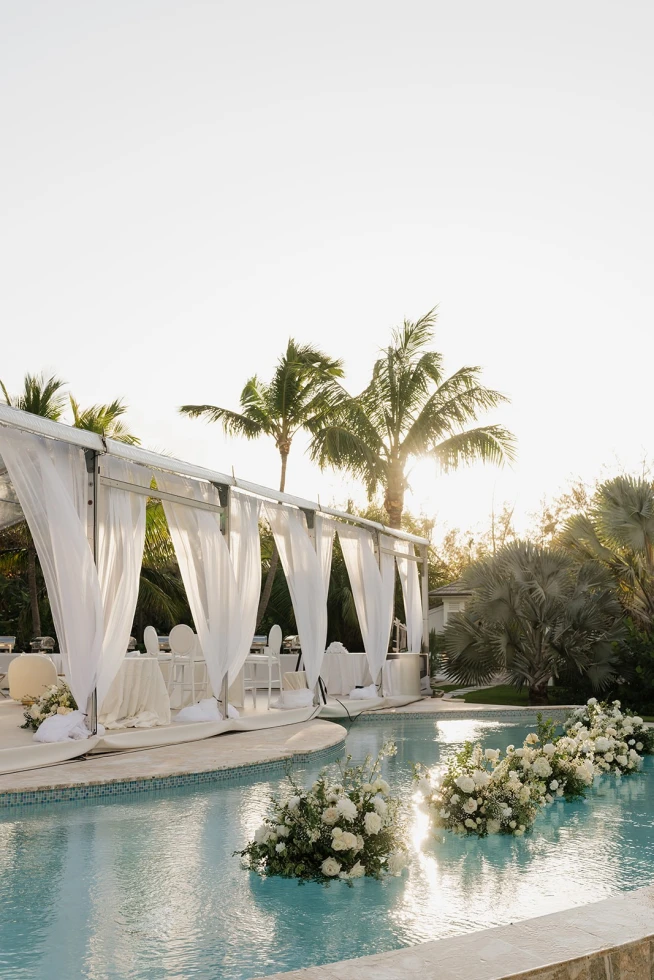 Chic Bahamas Weddings