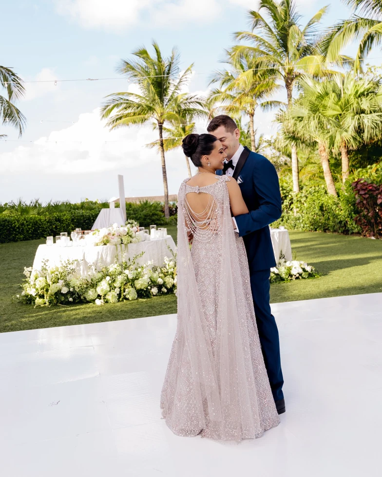 Chic Bahamas Weddings