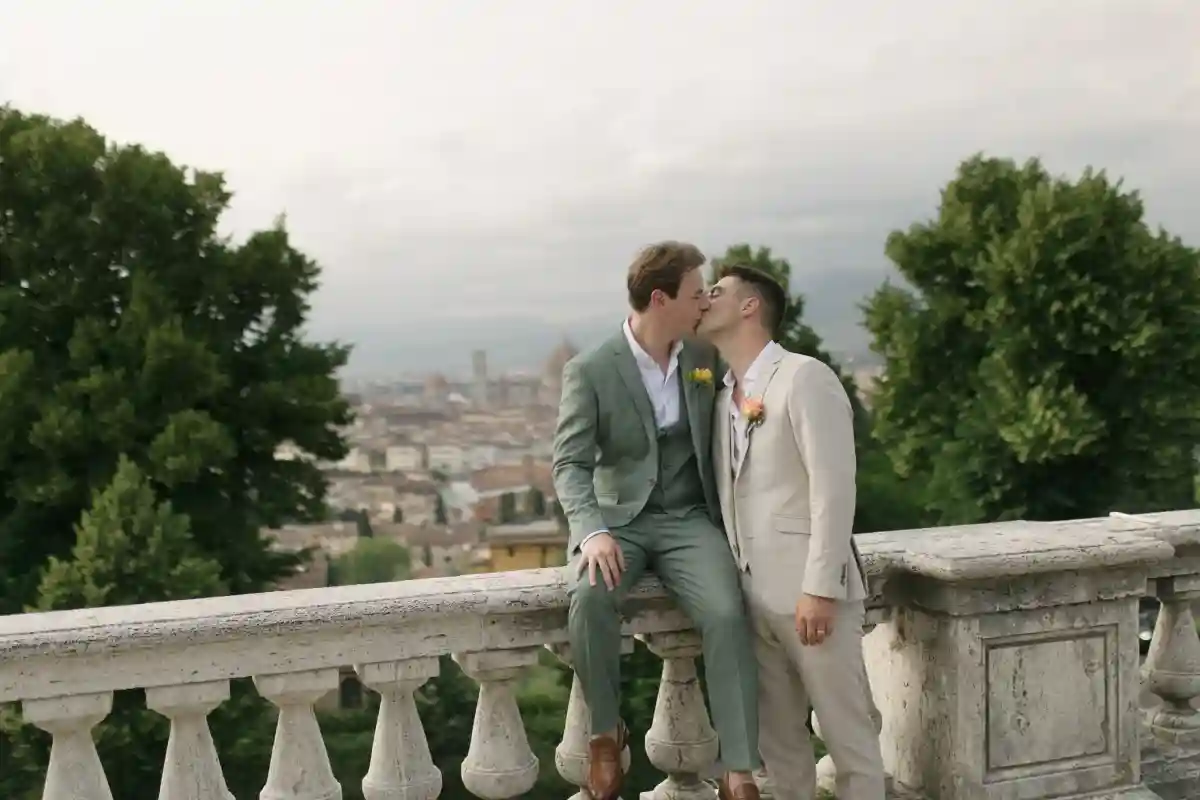 A Villa Wedding for Chris  and Ben