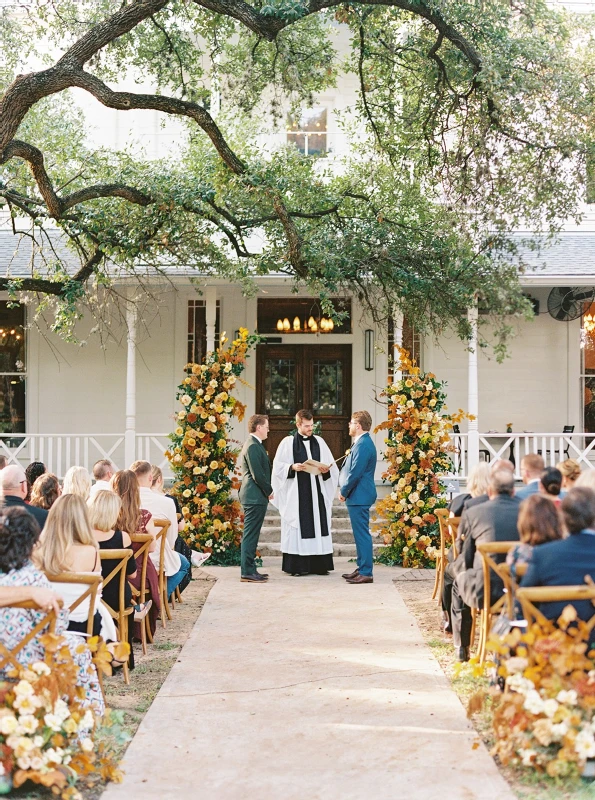 A Colorful Wedding for Chris and Chris