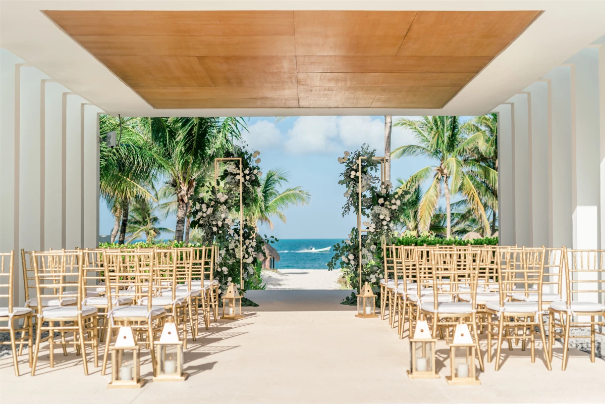 A Beach Wedding for Christina and Kyle