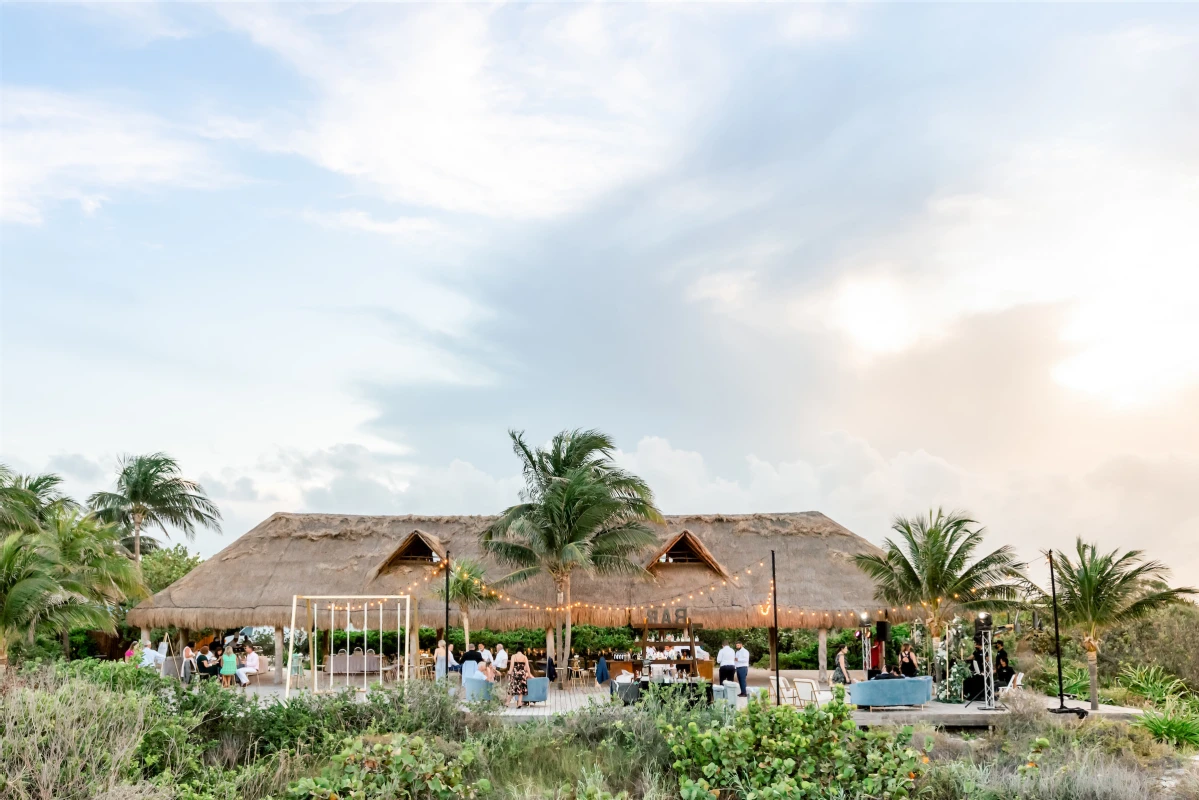 A Beach Wedding for Christina and Kyle