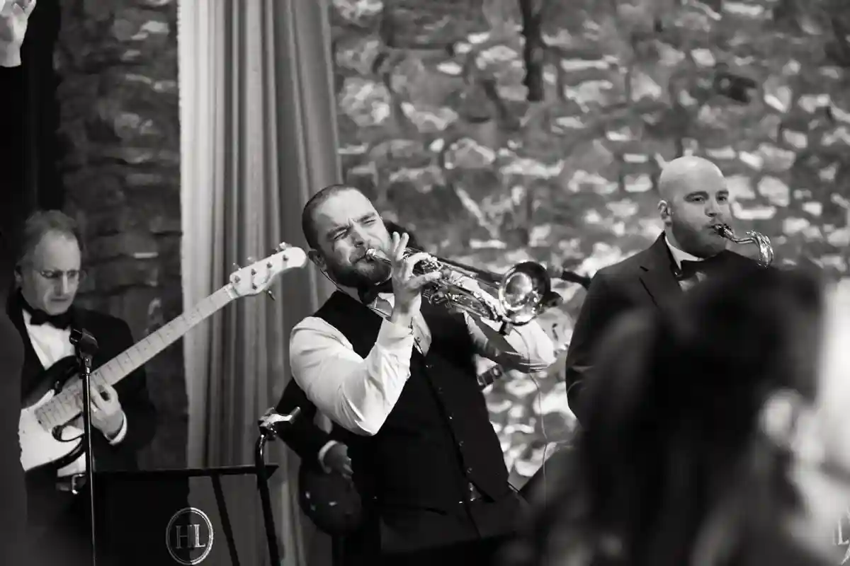 An Estate Wedding for Christina and Mike