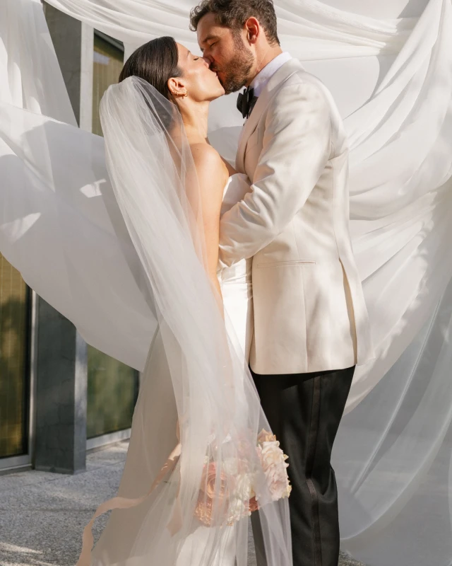 An Rooftop Wedding for Claire and Brad
