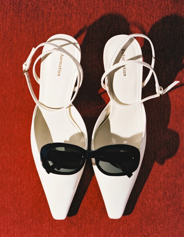 A Garden Wedding for Colleen  and Brandon