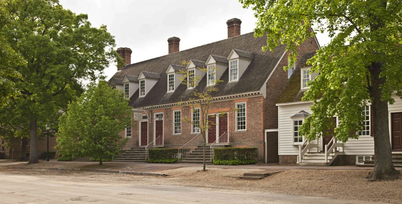 Colonial Houses