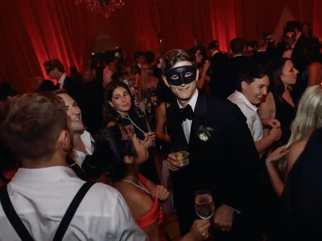 A Glam Wedding for Courtney and Alec