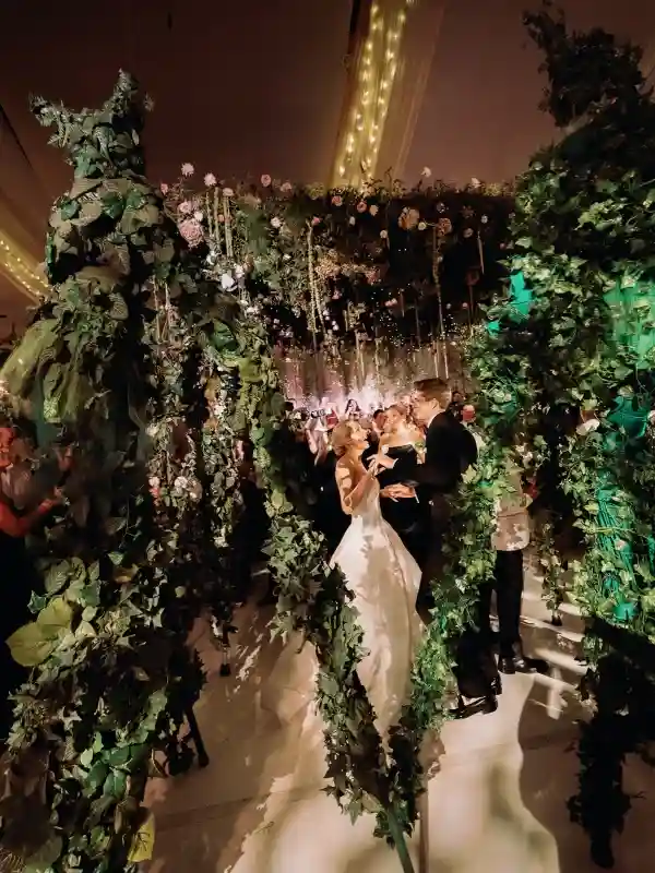 A Glam Wedding for Courtney and Alec