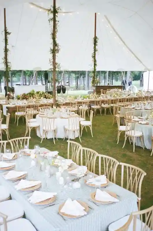 A Rustic Wedding for Courtney and Taylor