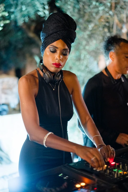 A Desert Wedding for Cristina and Luca