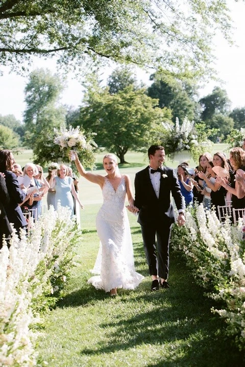 A Classic Wedding for Lucy and Charlie