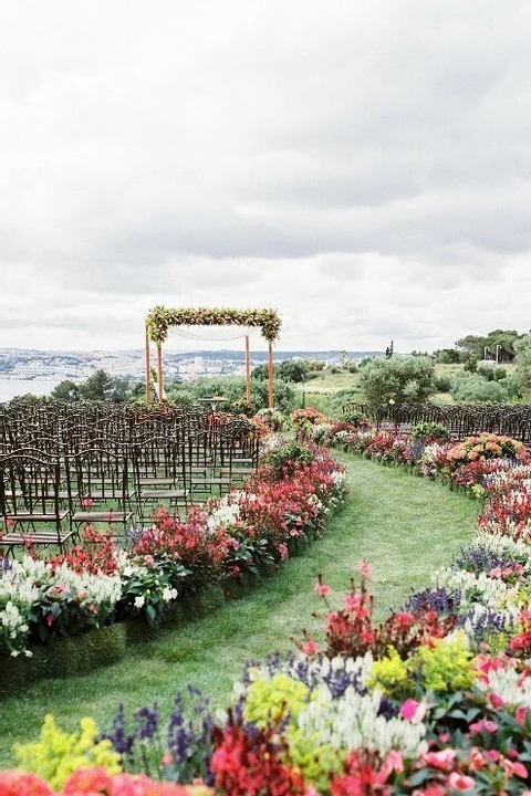 An Outdoor Wedding for Elizabeth and David