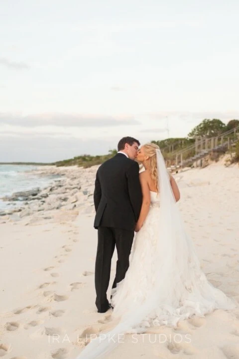 A Wedding for Elizabeth and Michael