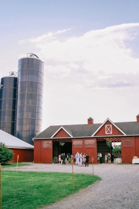 A Wedding for Holly and Dave