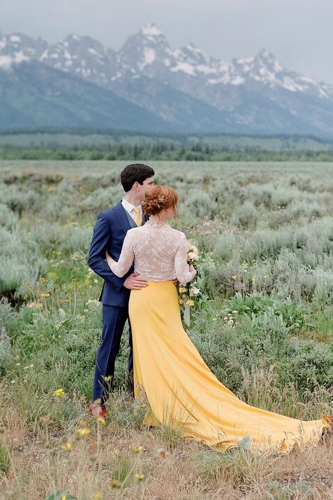 An Outdoor Wedding for Edith and Jacob