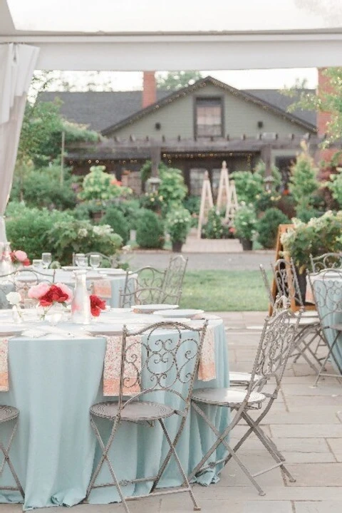 An Outdoor Wedding for Caitlin and Luke