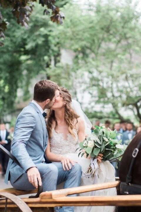 A Beach Wedding for Jenna and Peter