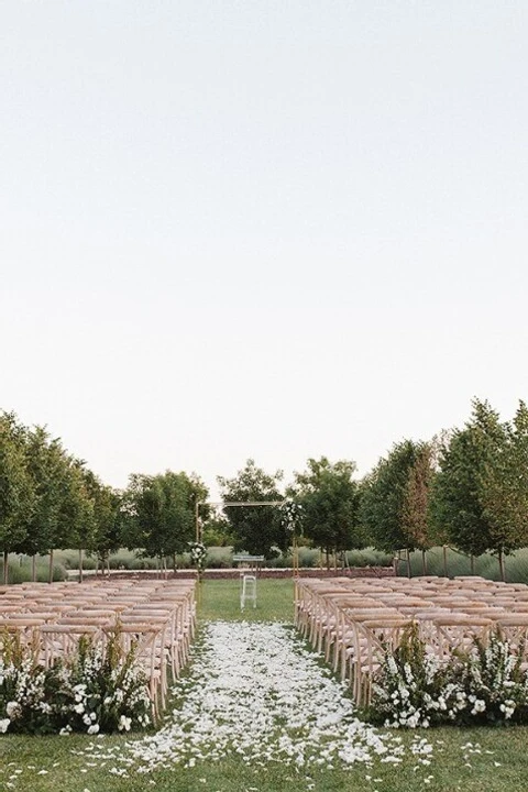 An Outdoor Wedding for Soo and Rob